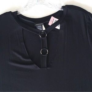 NEW! TORRID D-Ring Cutout Tee, Black, Sexy, Size 1X, NWT, GORGEOUS